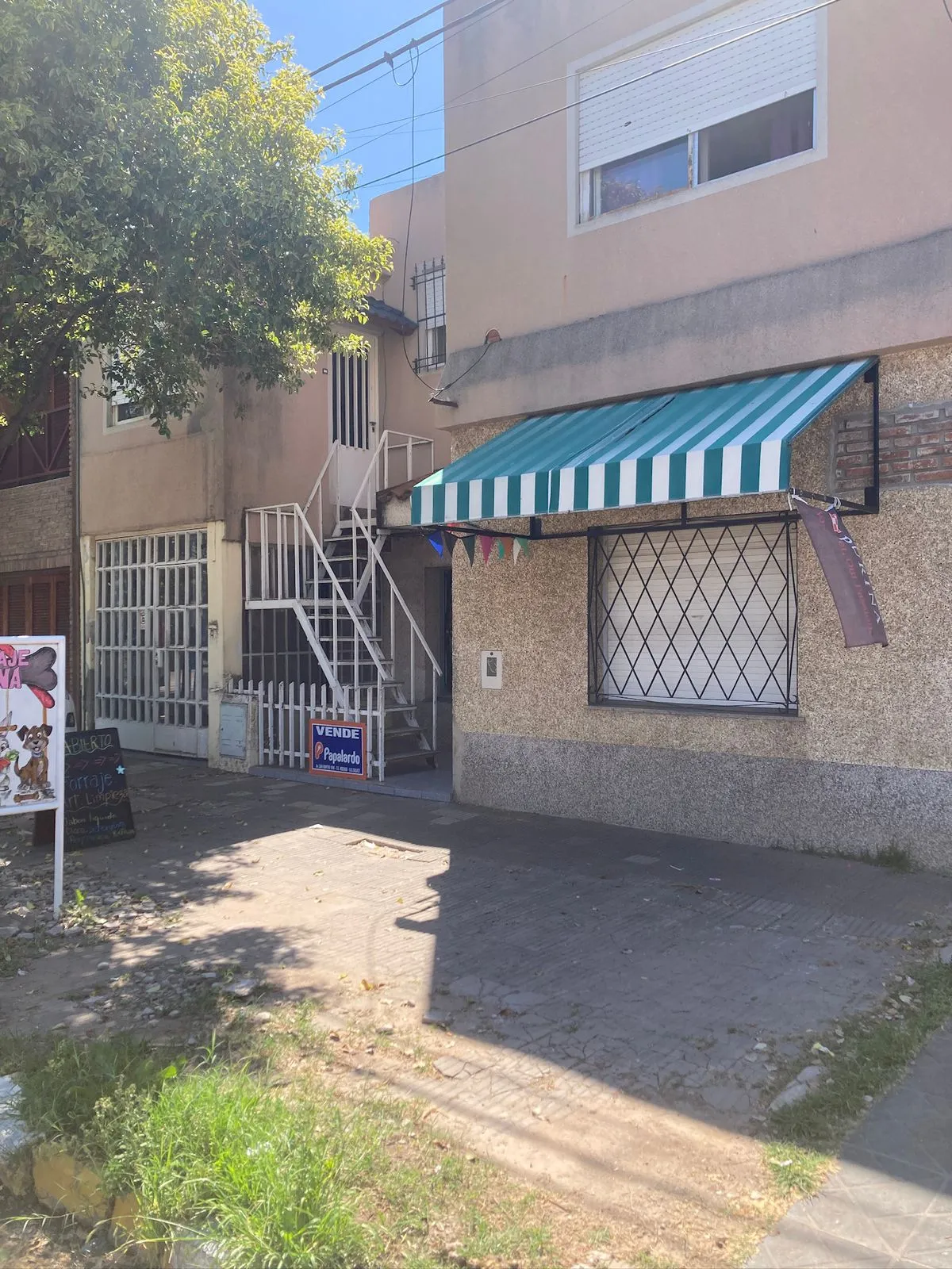 Departamento de dos dormitorios en Planta Alta - Villa Gobernador Galvez APTO CREDITO