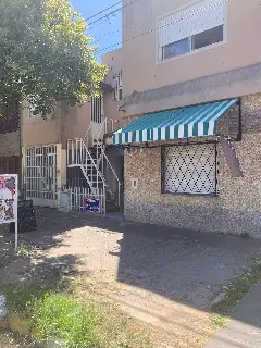 Departamento de dos dormitorios en Planta Alta - Villa Gobernador Galvez APTO CREDITO